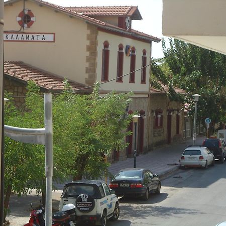 Hotel George Каламата Экстерьер фото