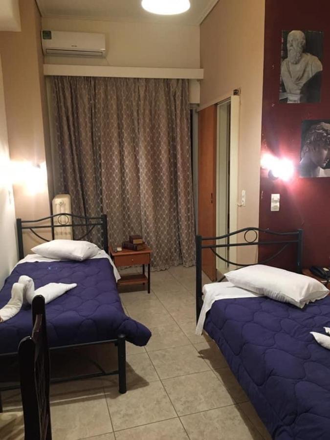 Hotel George Каламата Экстерьер фото