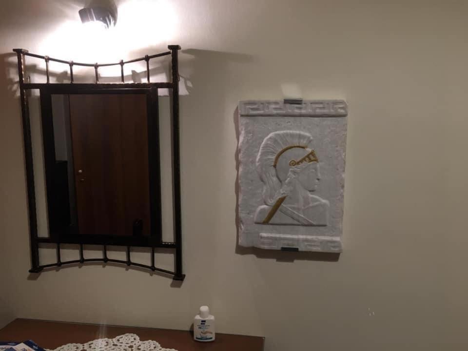 Hotel George Каламата Экстерьер фото