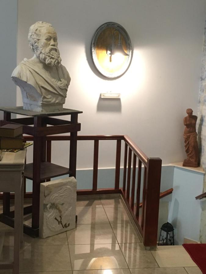 Hotel George Каламата Экстерьер фото