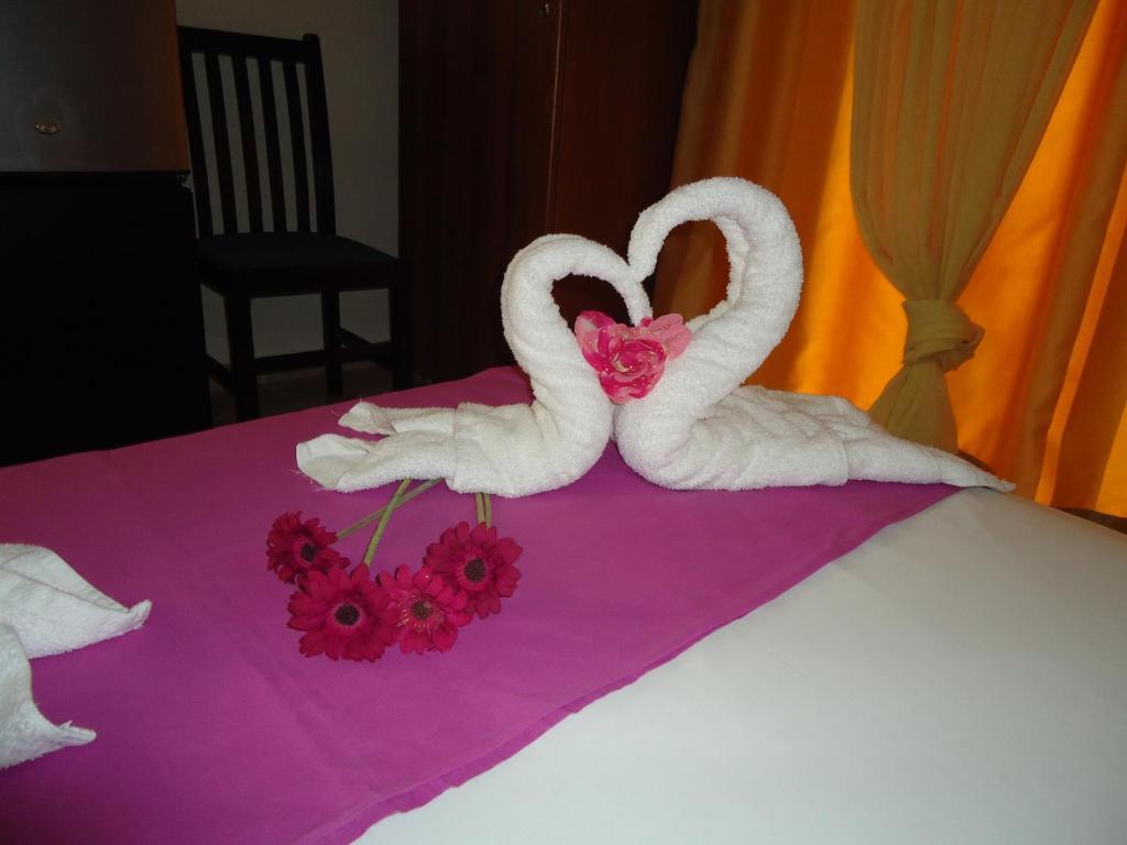 Hotel George Каламата Экстерьер фото