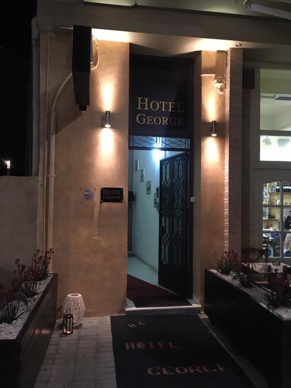Hotel George Каламата Экстерьер фото